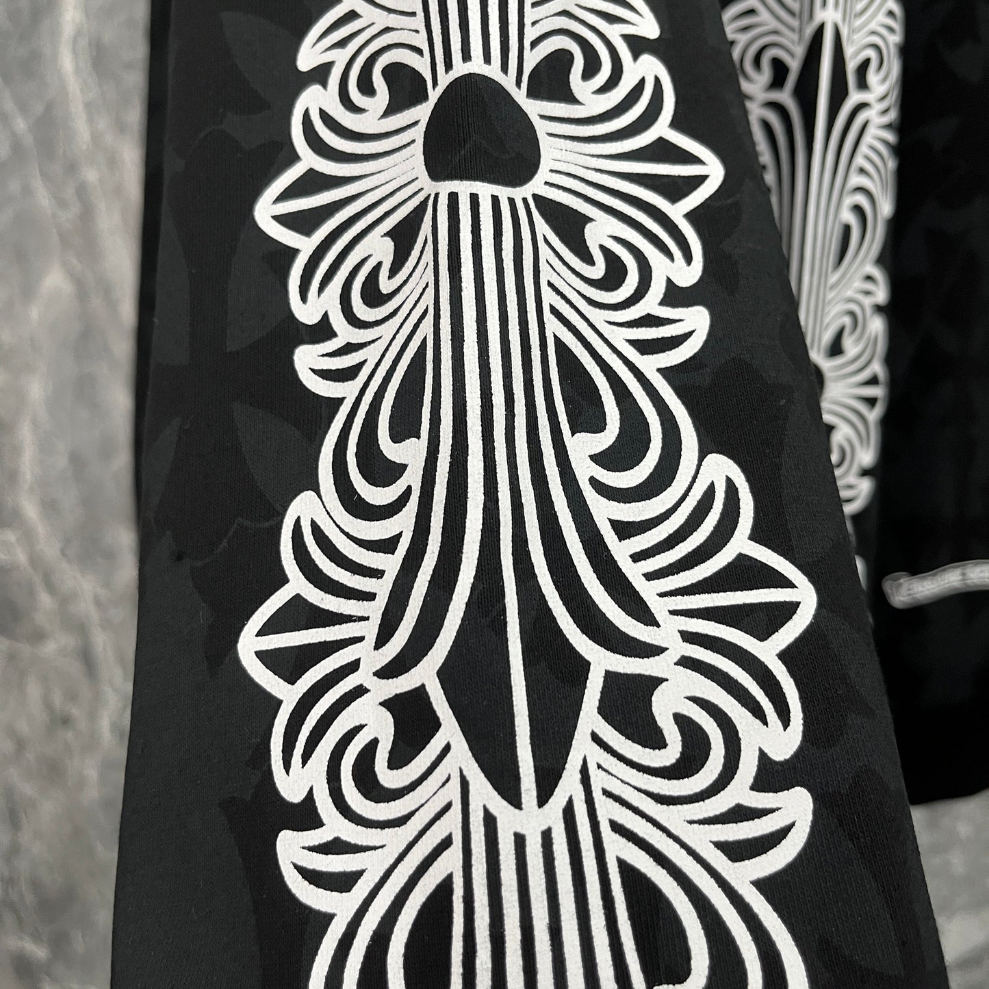 Sweat à capuche zippé Chrome Hearts K5028