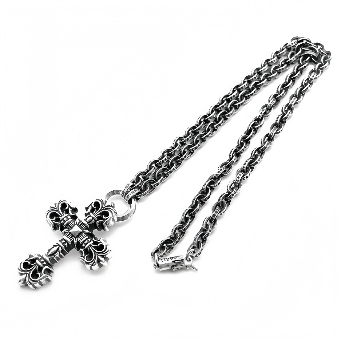 Collier Chrome Hearts Paperchain avec pendentif dague