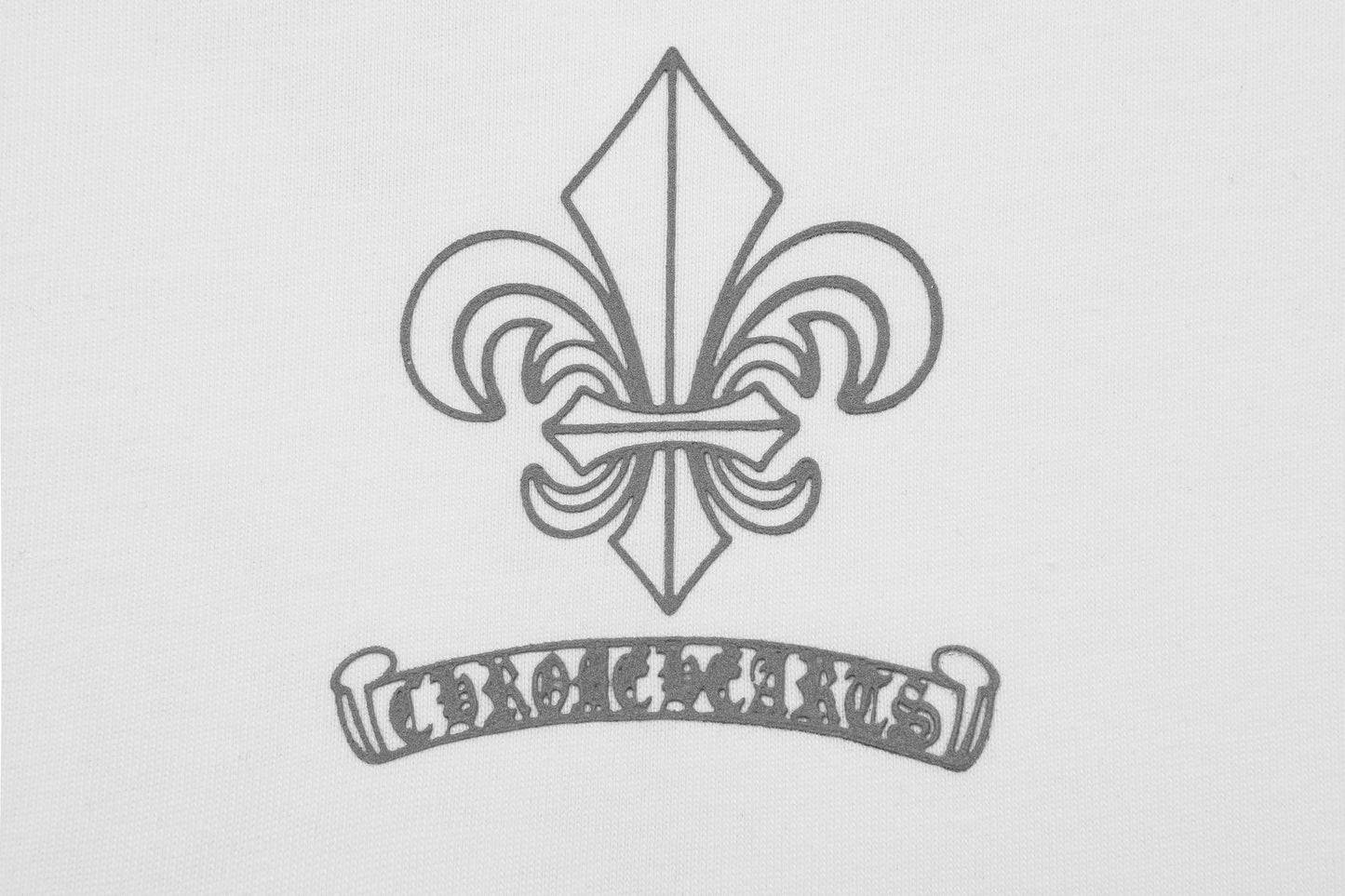 T-shirt imprimé réfléchissant avec emblème Iris Chrome Hearts 2621