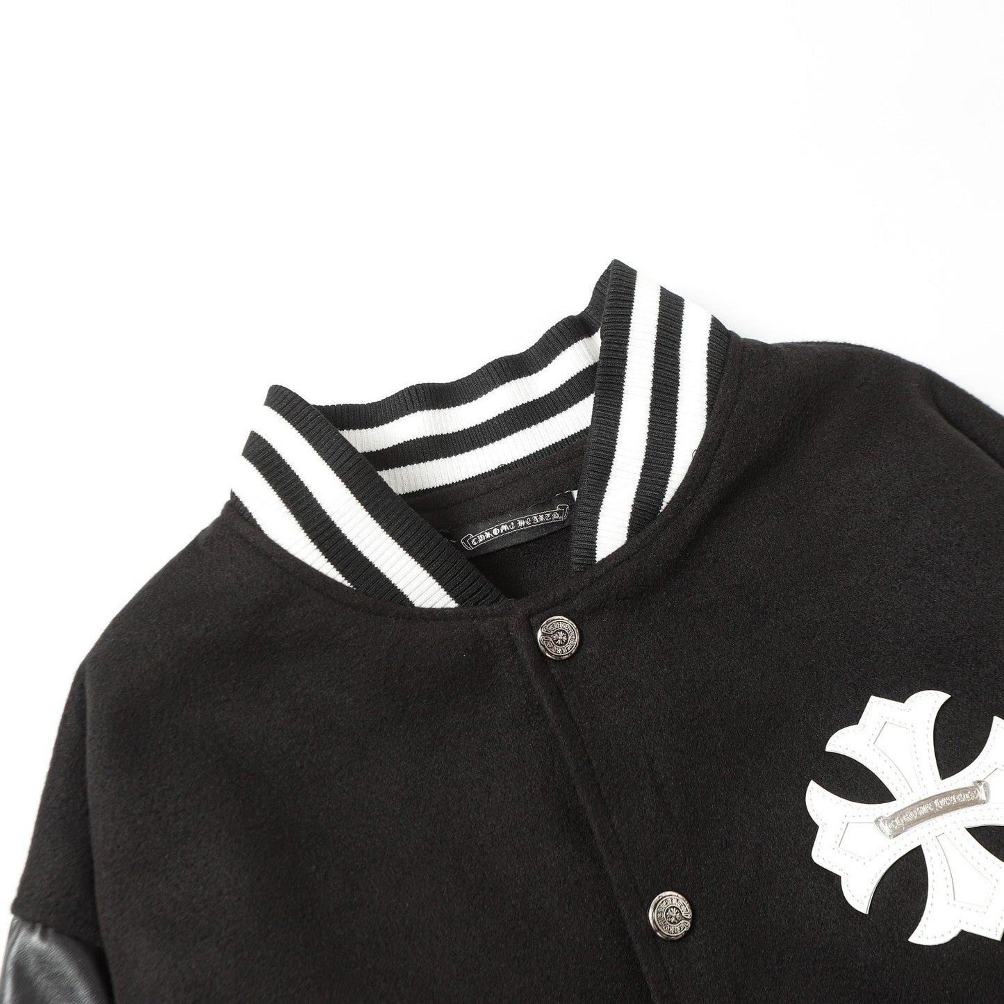Chrome Hearts Cross bestickte Lederärmel Varsity Jacke - Schwarzer Street Style 116