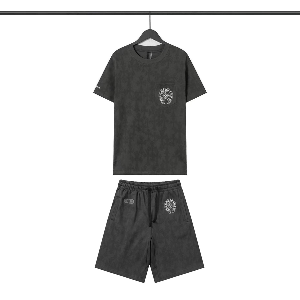 Ensemble short et t-shirt Chrome Hearts