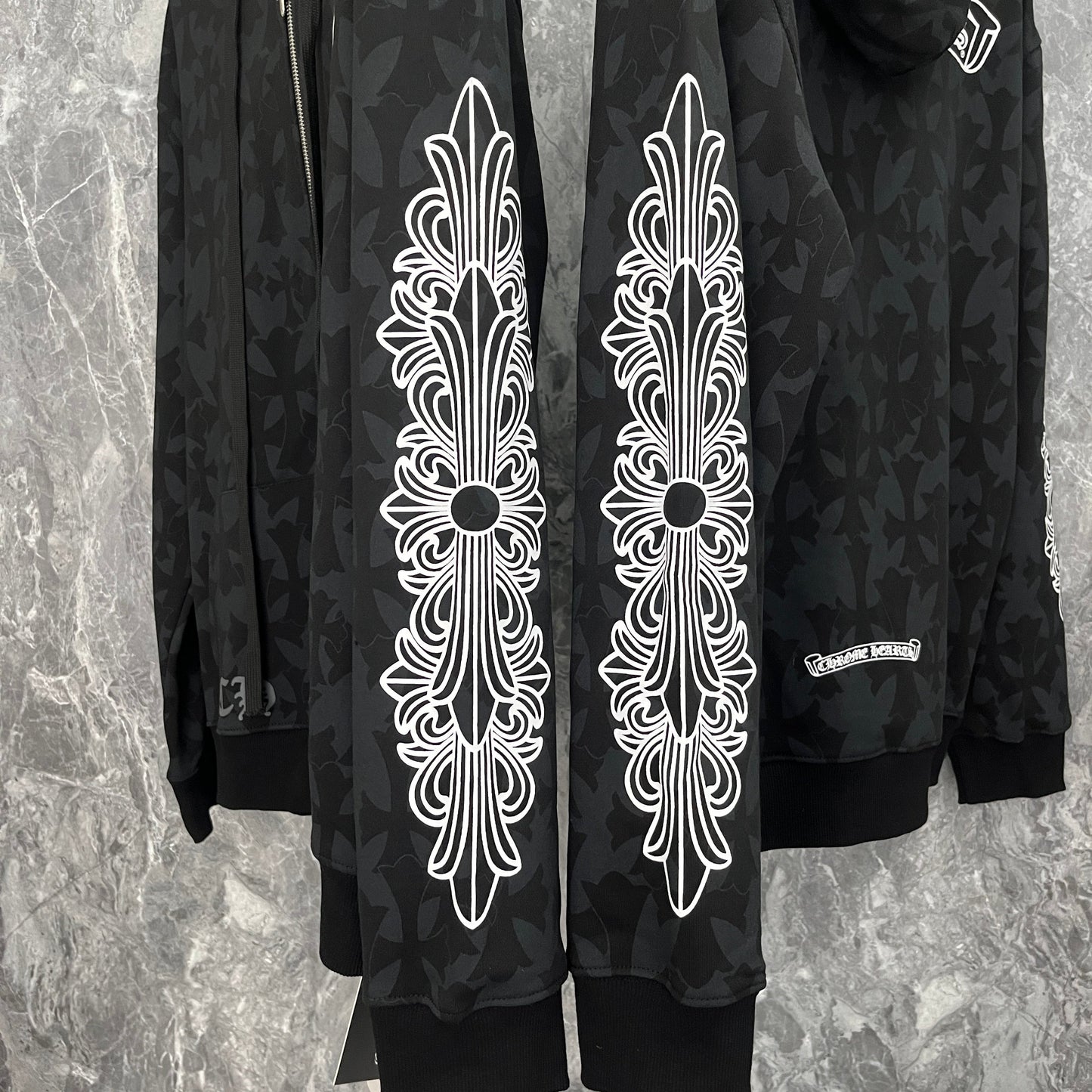 Sweat à capuche zippé Chrome Hearts K5028