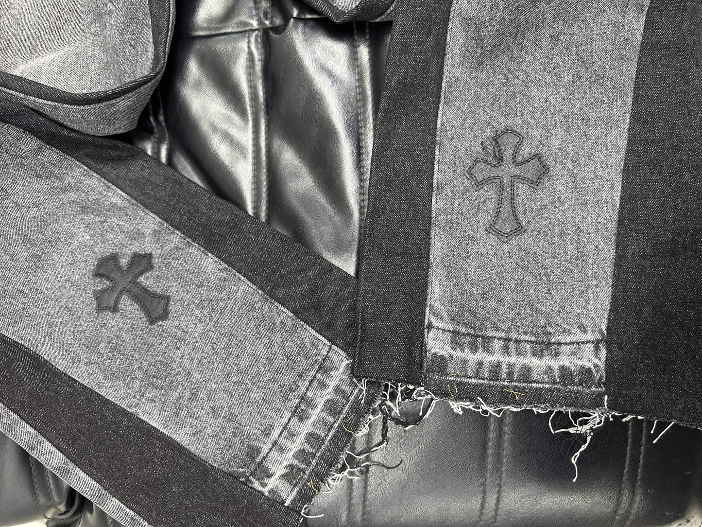 Chrome Hearts Hose 8102