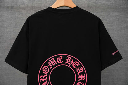 Chrome Hearts T-Shirt mit Sanskrit-Buchstabenprint und kurzen Ärmeln KT36